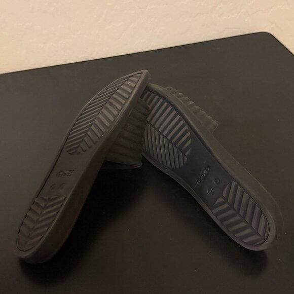 Crocs Miami Slide Sandal - Black - Picture 2 of 3